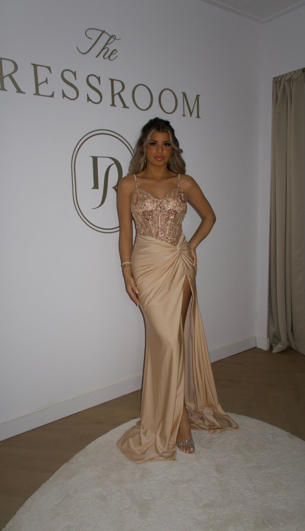 Beige Elegance Dress – The Dressroom